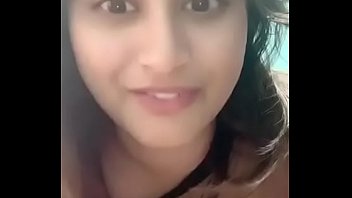 Who is this solo webcam indian girl?